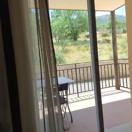 Piso En Navaluenga Nyaraló